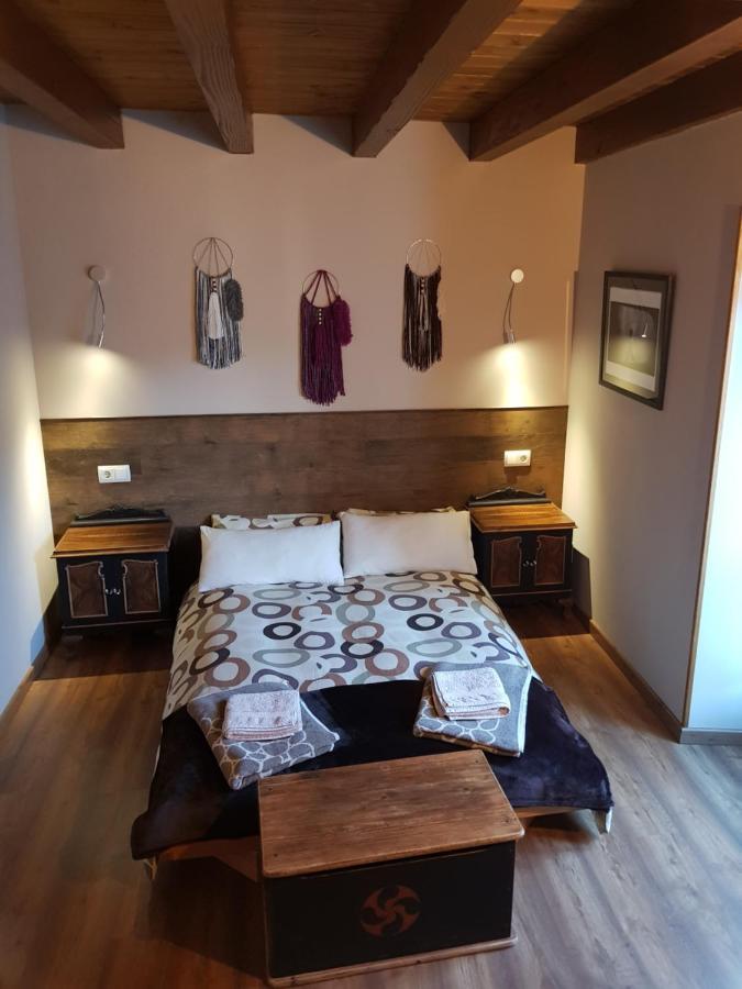 Villa Xandua Etxea - Selva De Irati - à Izalzu Extérieur photo